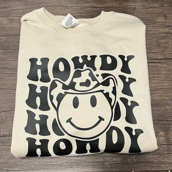 Howdy howdy howdy NEW tan Crewneck sweatshirt - Picture 1 of 2